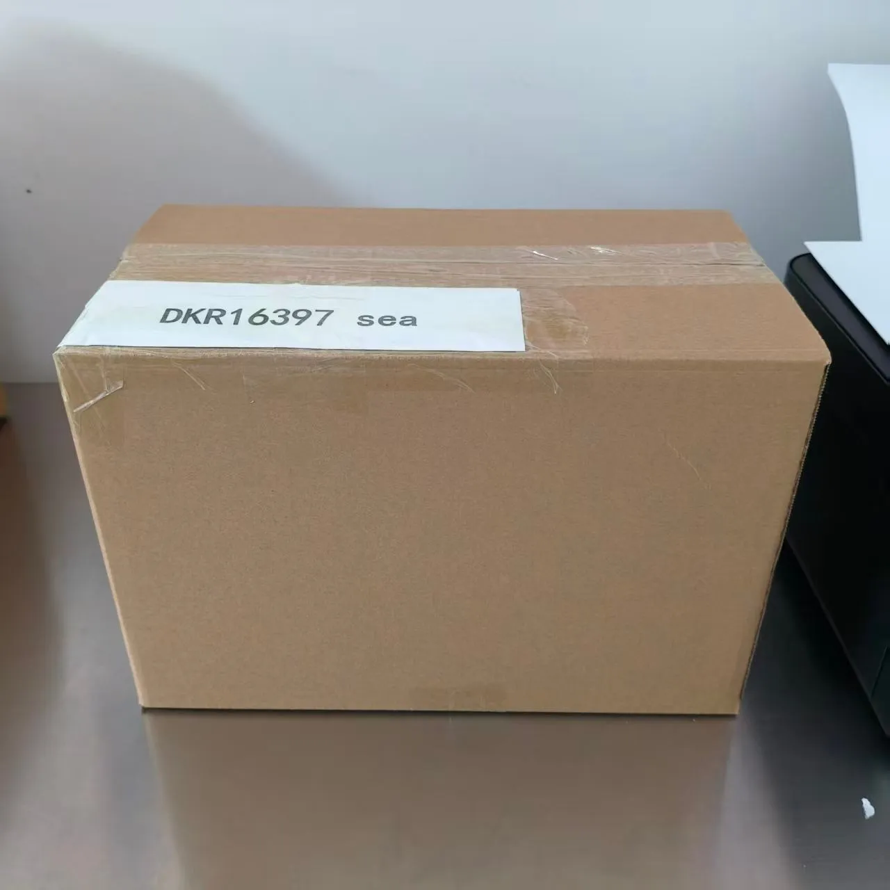 Sticker rodha kanggo Jojo Pack wis dikirim.