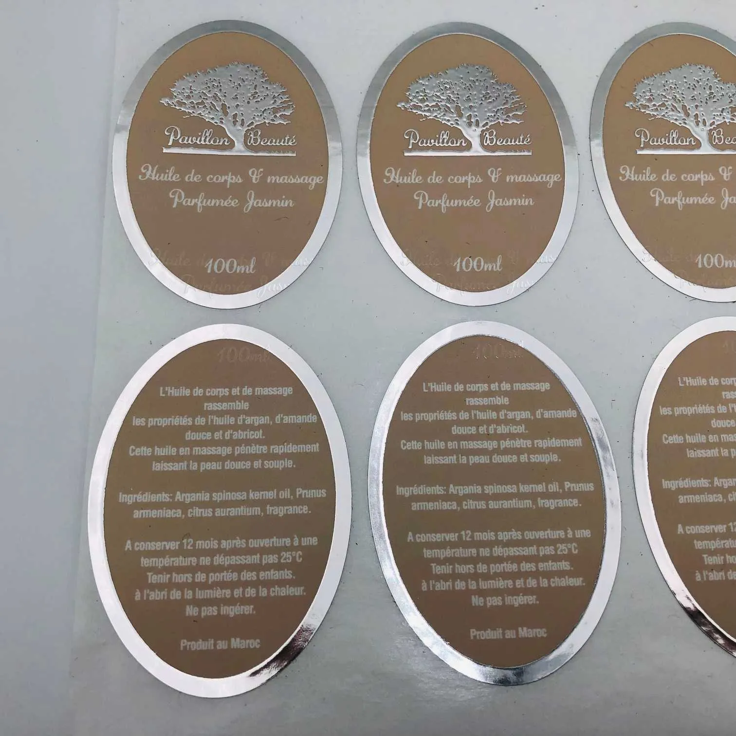 Apa Label Dicap Foil Perak minangka Rampung Premium sing Dibutuhake Merek Sampeyan